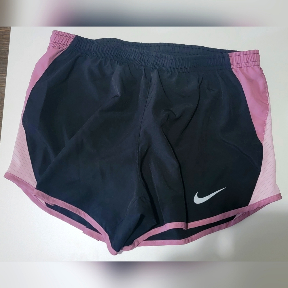 Nike Womens Black Pink Athletic Shorts Small